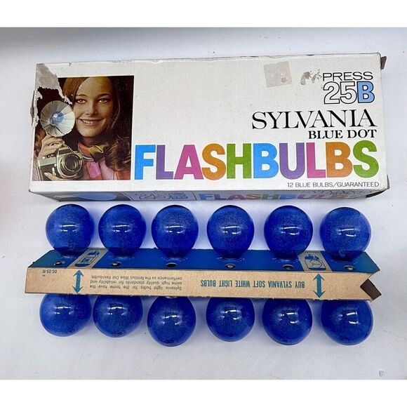 Sylvania Blue Dot Flashbulbs 25B 12 Bulbs Open‎ Original Packaging - Picture 1 of 2